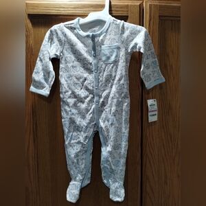 Onesie 6-9 Months (17-22lbs)